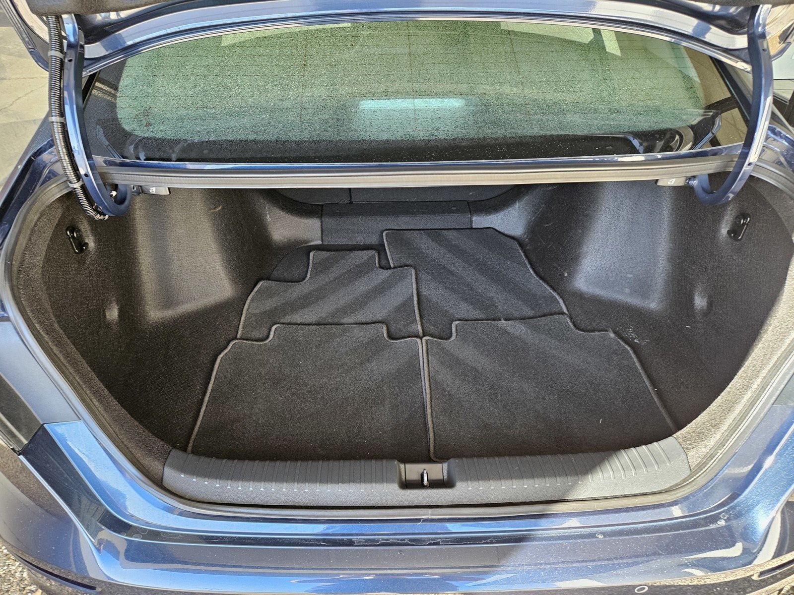 Used 2024 Honda Accord EX-L image 10