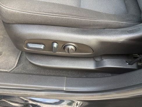 Used 2023 Chevrolet Blazer LT w/ Convenience Package image 12