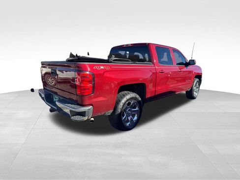 Used 2018 Chevrolet Silverado 1500 LT w/ LT Eassist Package image 3