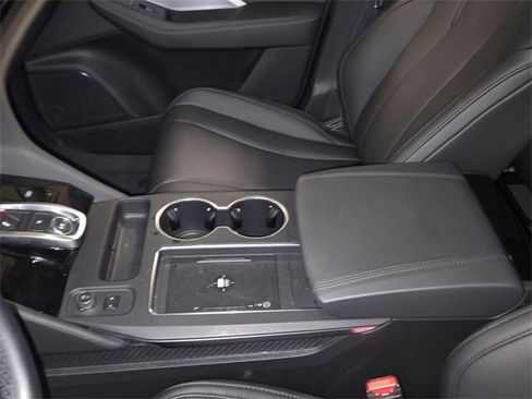 Certified 2025 Acura MDX FWD image 21