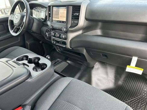Used 2023 RAM 2500 Tradesman w/ Chrome Appearance Group image 5