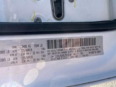 Used 2018 Jeep Cherokee Limited image 27