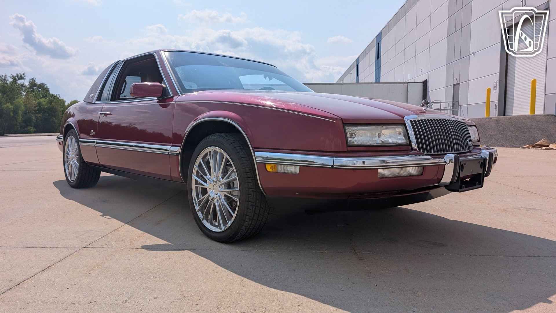 Used 1990 Buick Riviera Coupe FWD image 22