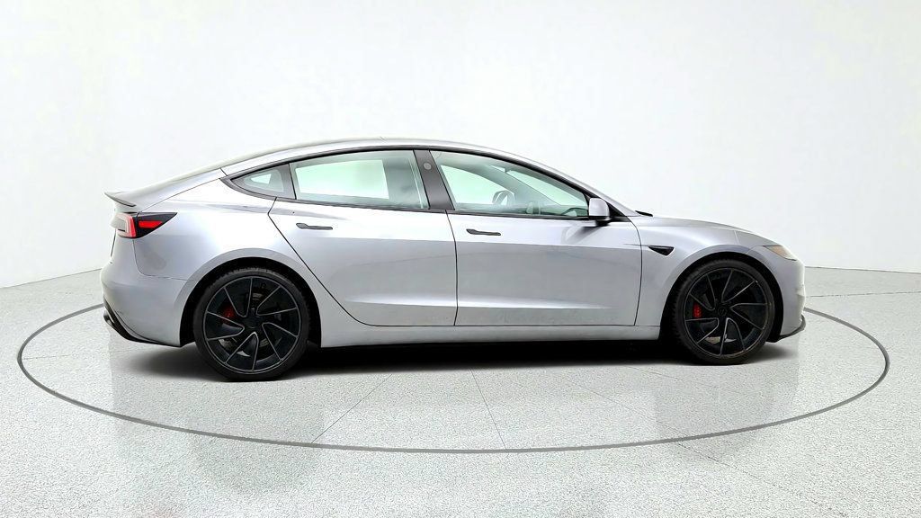 Used 2025 Tesla Model 3 Performance AWD/4WD image 4