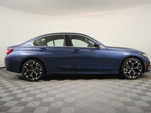 Used 2025 BMW 330i xDrive Sedan w/ Premium Package image 2
