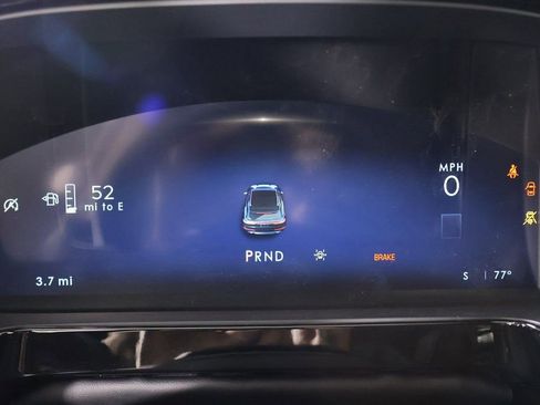 New 2026 Lincoln Corsair Premiere FWD image 4