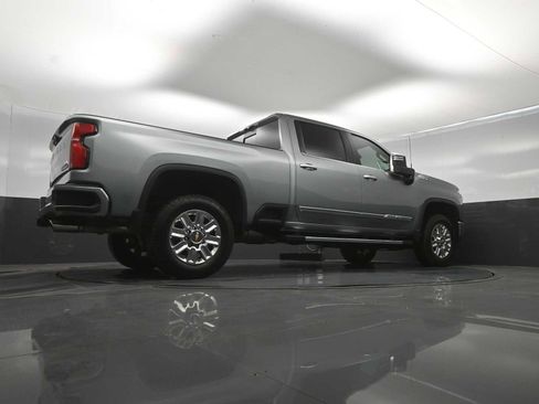 Used 2025 Chevrolet Silverado 2500 High Country w/ Z71 Off-Road Package AWD/4WD image 41