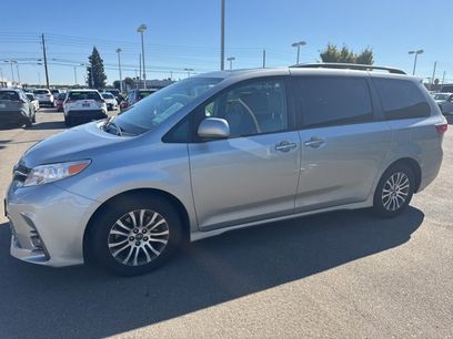 Used 2019 Toyota Sienna XLE