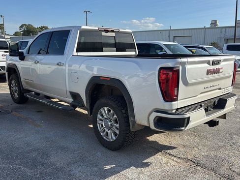 Used 2023 GMC Sierra 2500 Denali image 4