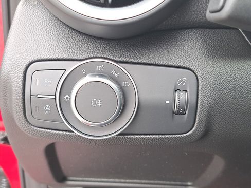 New 2025 Alfa Romeo Giulia AWD w/ Driving Assist Package image 26