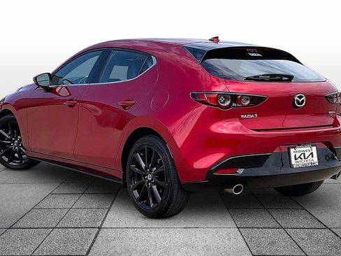 Used 2020 MAZDA MAZDA3 Hatchback w/ Premium Package FWD image 12