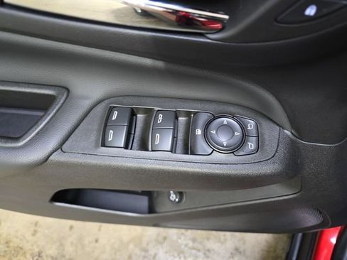 Used 2024 Chevrolet Equinox LT image 29