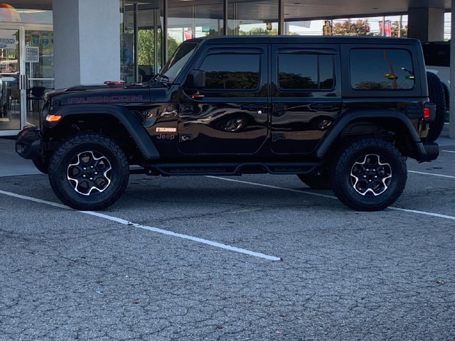 Used 2023 Jeep Wrangler Unlimited Rubicon AWD/4WD image 8