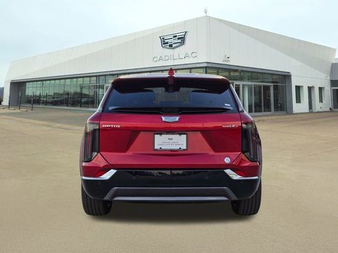 New 2026 Cadillac Optiq Luxury 2 w/ LPO, Floor Liner Package image 5