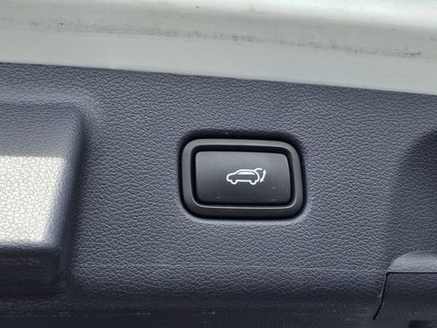 Used 2023 Hyundai Palisade Calligraphy image 36