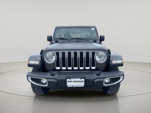 Used 2021 Jeep Wrangler Unlimited Sahara AWD/4WD image 8