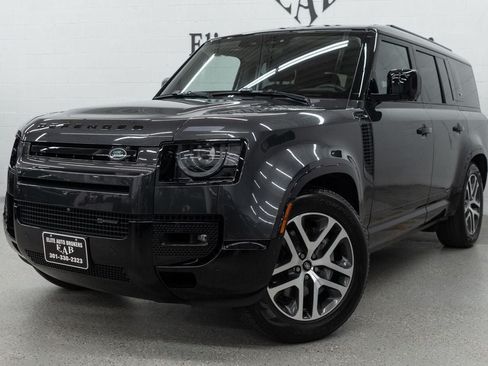Used 2023 Land Rover Defender 130 X-Dynamic SE AWD/4WD image 45