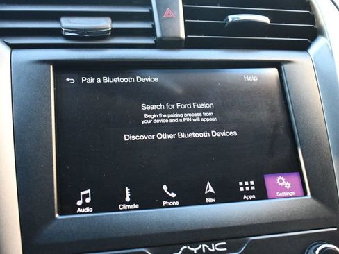 Used 2019 Ford Fusion SE image 42