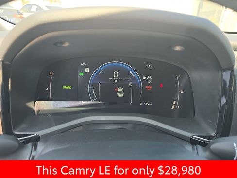 Used 2025 Toyota Camry LE w/ Convenience Package image 24