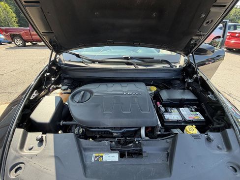 Used 2015 Jeep Cherokee Limited AWD/4WD image 20