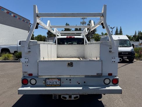 Used 2022 RAM 2500 Tradesman RWD image 6