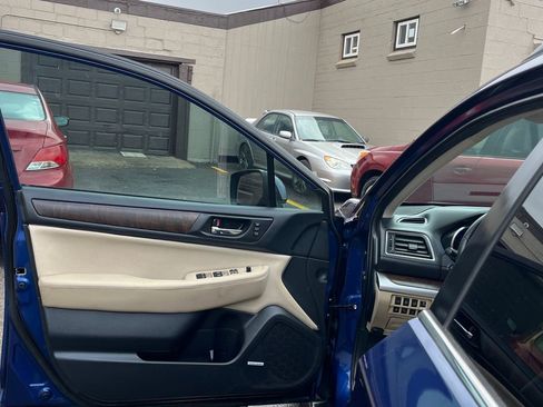 Used 2015 Subaru Outback 2.5i Limited image 10