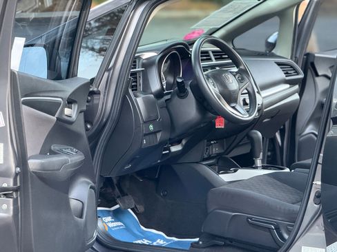 Used 2017 Honda Fit LX image 8