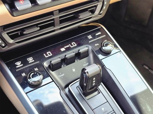 Used 2022 Porsche 911 Turbo S image 26