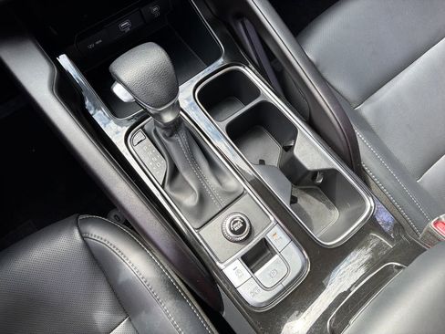 Used 2024 Kia Telluride LX image 26