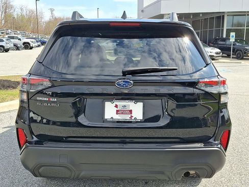 Certified 2025 Subaru Forester Premium image 6