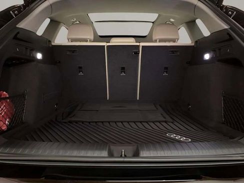 Used 2025 Audi Q6 e-tron Premium Plus w/ Premium Plus image 96