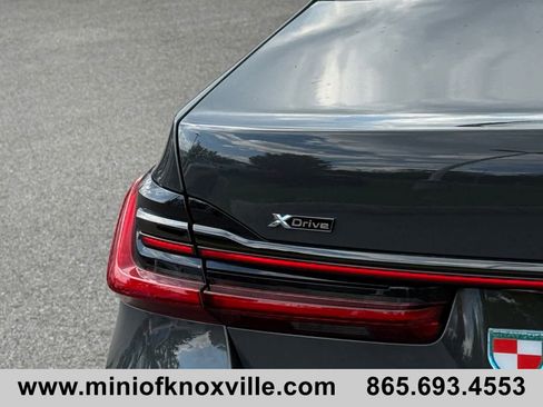 Used 2022 BMW 750i xDrive w/ Executive Package AWD/4WD image 10