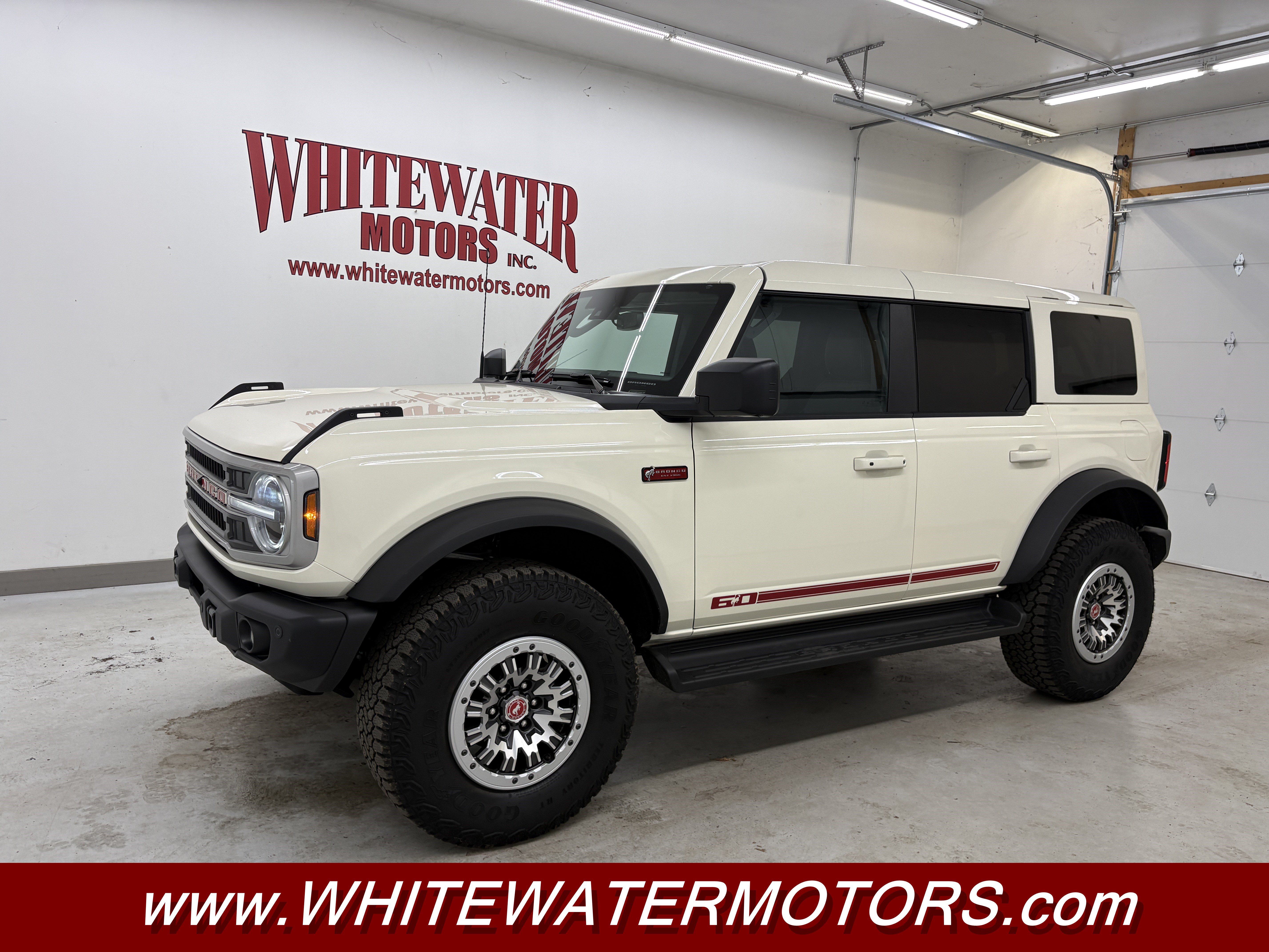 Used 2026 Ford Bronco Outer Banks w/ Sasquatch Package AWD/4WD image 1