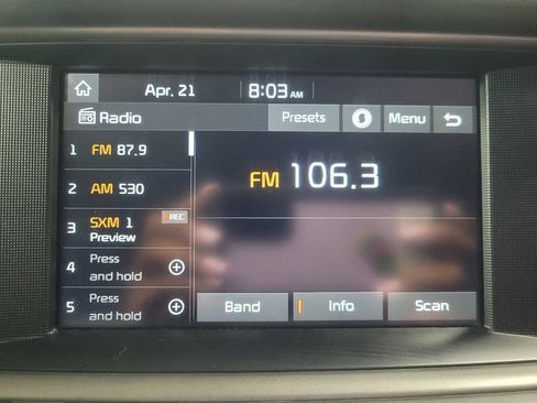 Used 2018 Kia Optima S FWD image 25