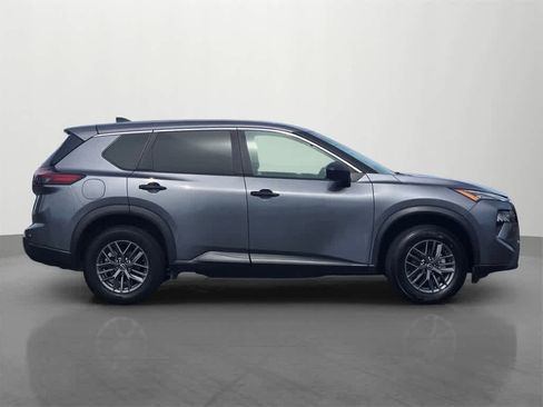 Used 2024 Nissan Rogue S image 7