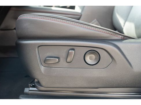 Used 2025 Chevrolet Suburban RST w/ Comfort Package image 15