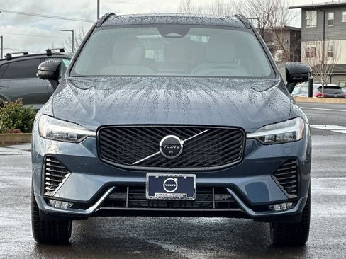 New 2026 Volvo XC60 B5 Plus w/ Protection Package Premier image 8