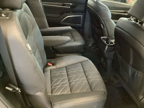 Certified 2024 Kia Telluride EX X-Line AWD/4WD image 15