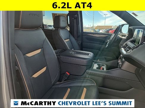 Used 2024 GMC Yukon AT4 w/ Technology Package image 21