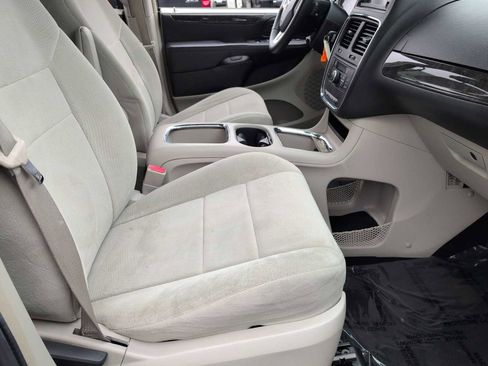 Used 2012 Dodge Grand Caravan Crew w/ Crew Value Pkg FWD image 21