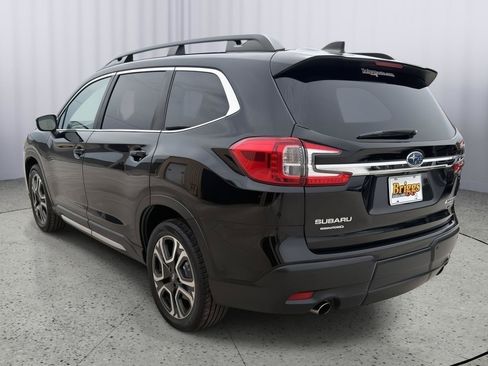 Used 2023 Subaru Ascent Limited AWD/4WD image 6