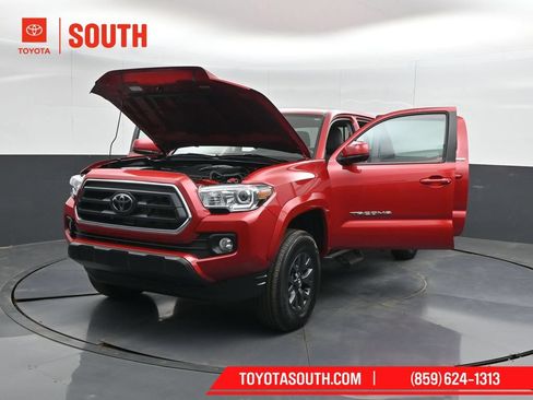 Used 2023 Toyota Tacoma SR5 AWD/4WD image 54