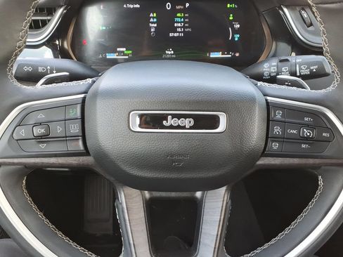 Used 2022 Jeep Grand Cherokee Limited 4xe AWD/4WD image 20