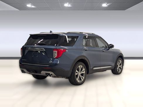 Used 2020 Ford Explorer Platinum w/ Premium Technology Package image 7