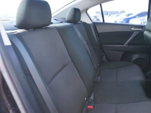 Used 2013 MAZDA MAZDA3 i Sport FWD image 16