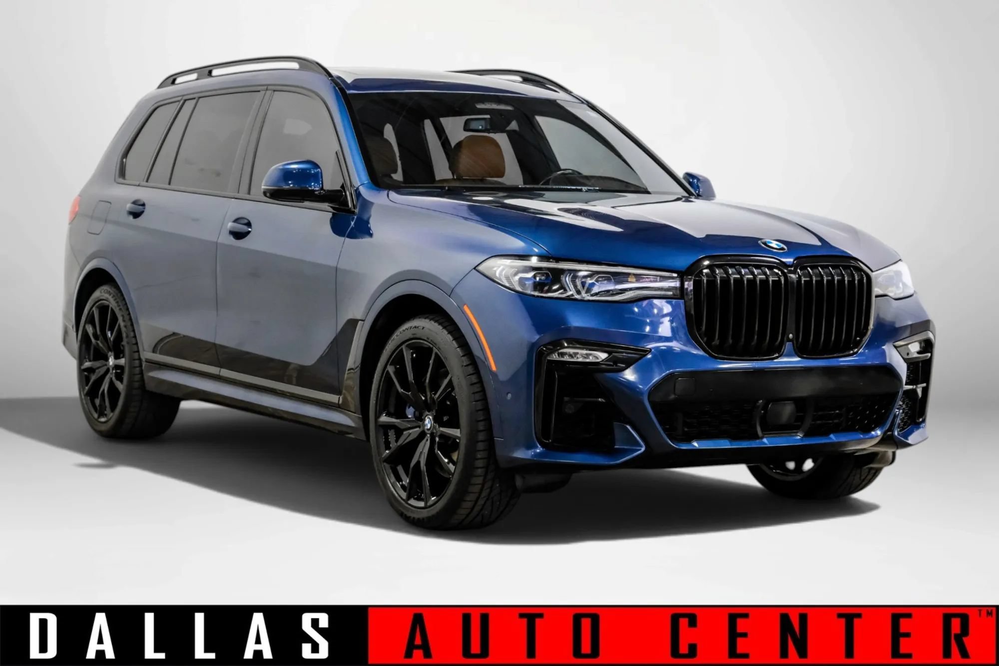 Used 2021 BMW X7 M50i AWD/4WD image 1