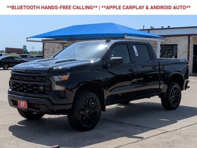 New 2026 Chevrolet Silverado 1500 Custom Trail Boss w/ LPO, Dark Essentials Package