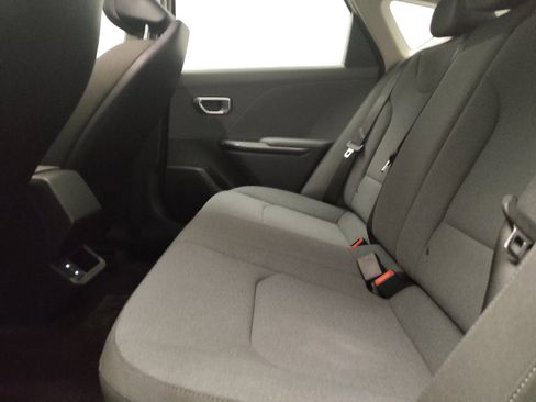 Used 2025 Kia K4 FWD image 18