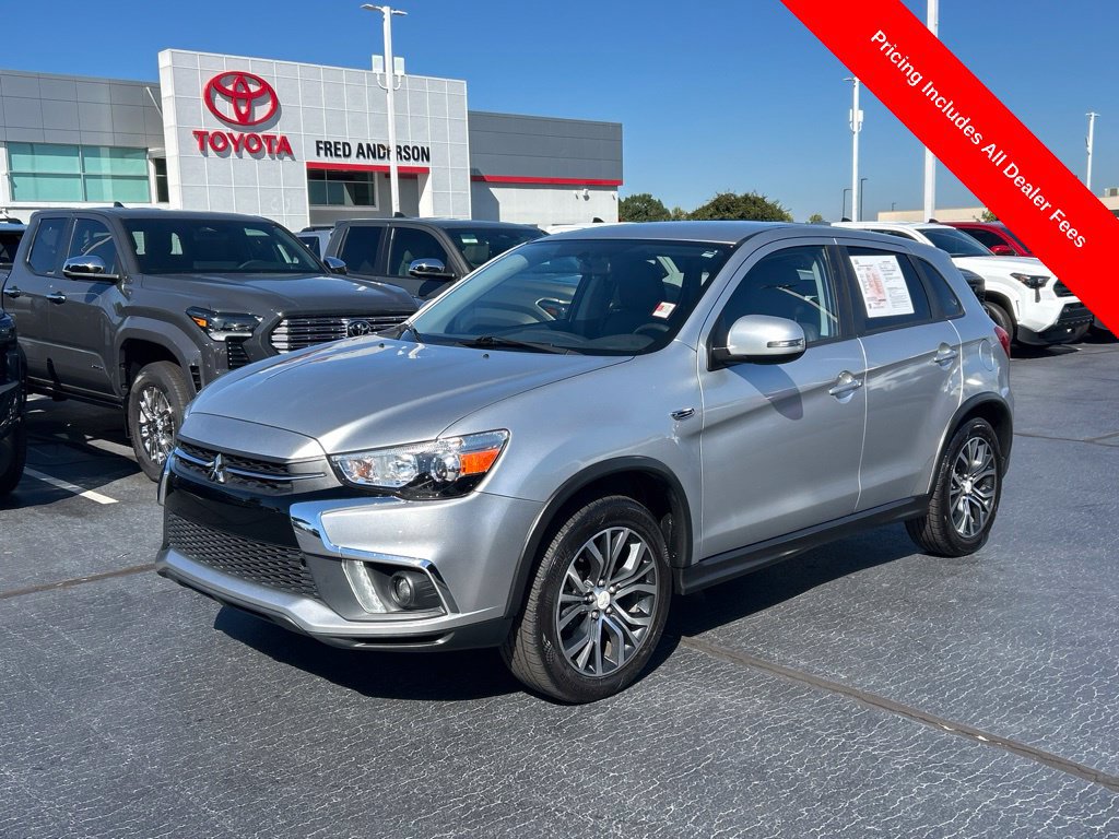 Used 2018 Mitsubishi Outlander Sport SE AWD/4WD image 1