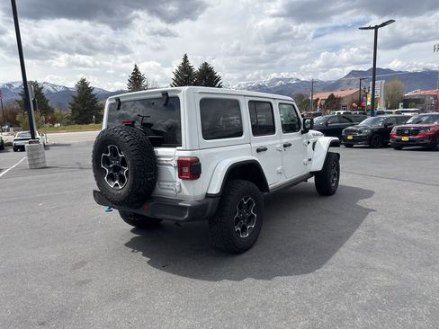 Used 2023 Jeep Wrangler Unlimited Rubicon 4xe w/ Cold Weather Group AWD/4WD image 5